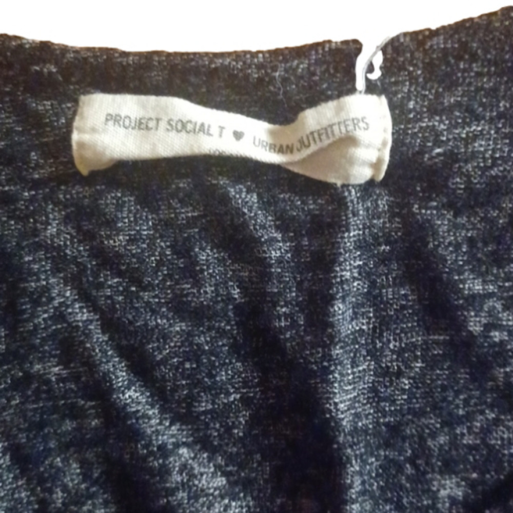 𝅺project Social T Urban Outfitters tied tee. Size small. Distressed. - Picture 9 of 12